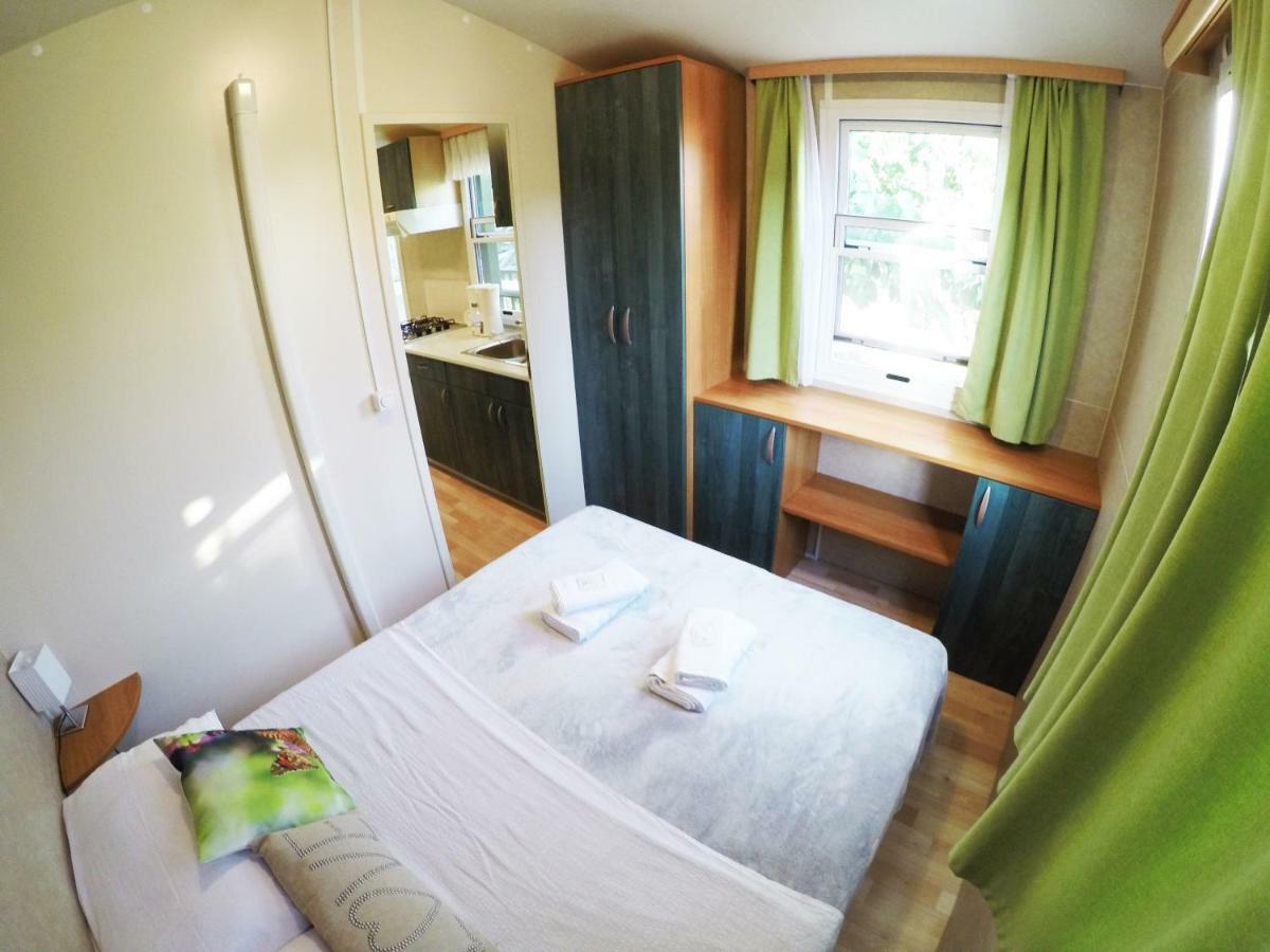 Accommodation Suzy Zadar Exteriör bild