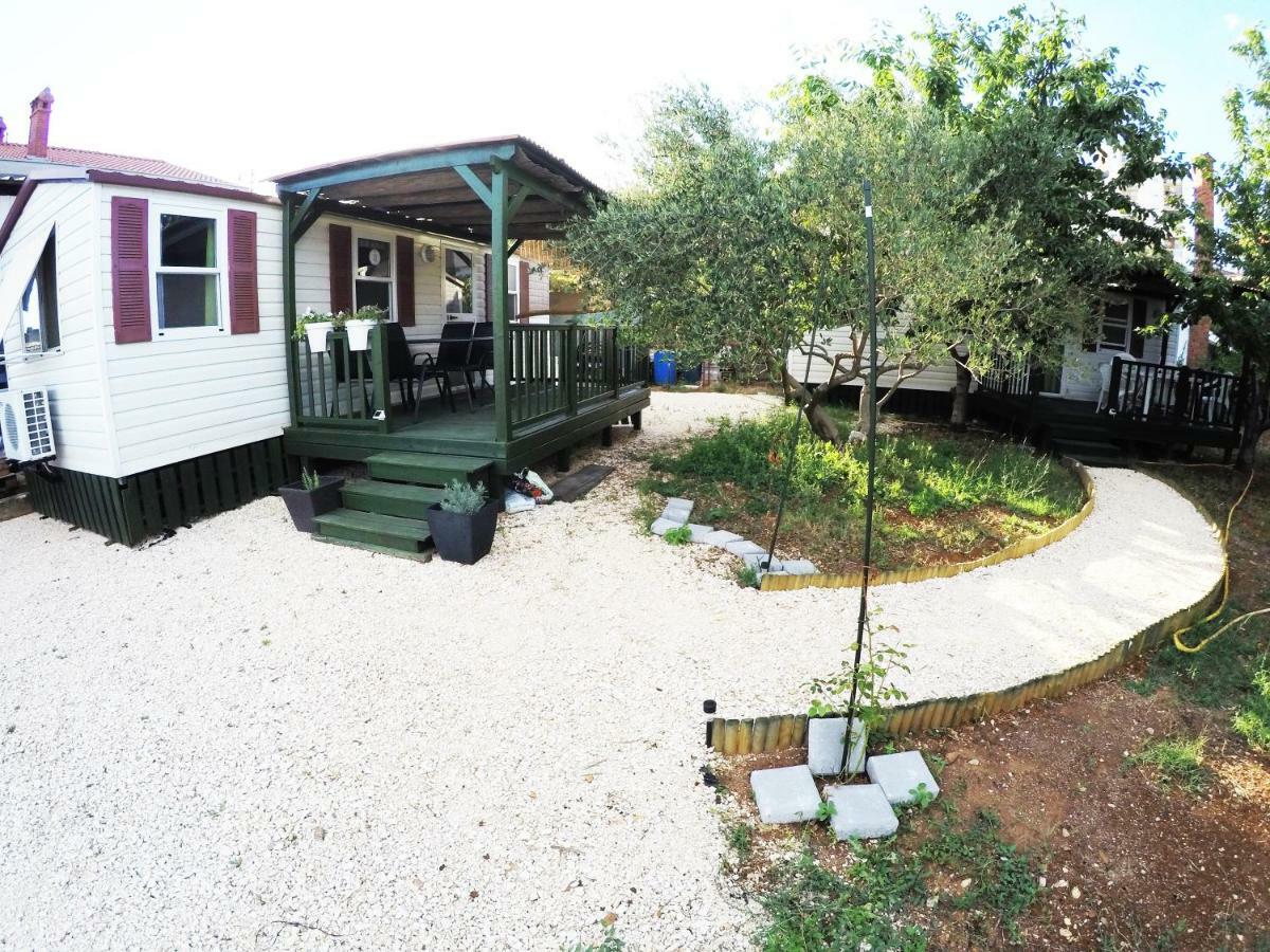 Accommodation Suzy Zadar Exteriör bild